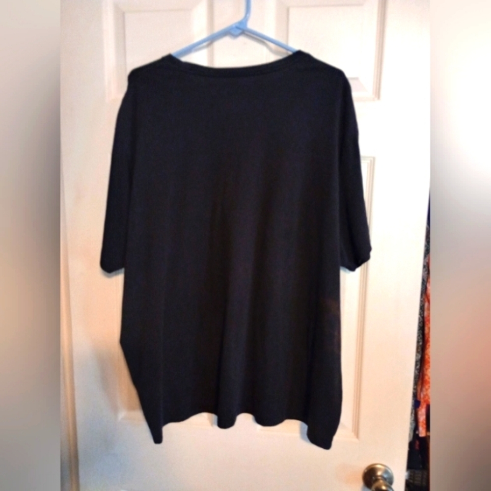 Black Graphic Tee with Cow Design Size 3XL - Picture 2 of 3